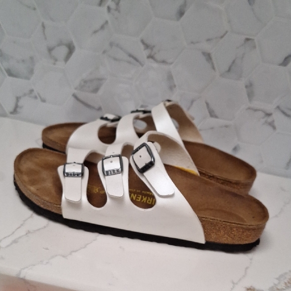 Birkenstock White Triple Strap Sandals - Picture 4 of 16
